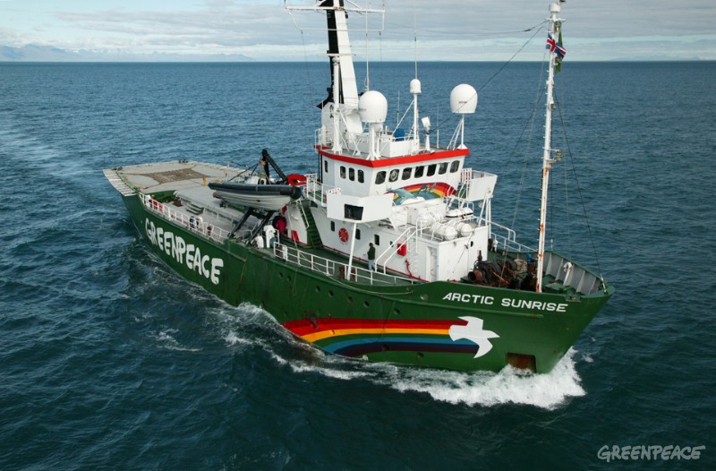 the-greenpeace-ship-my-arctic
